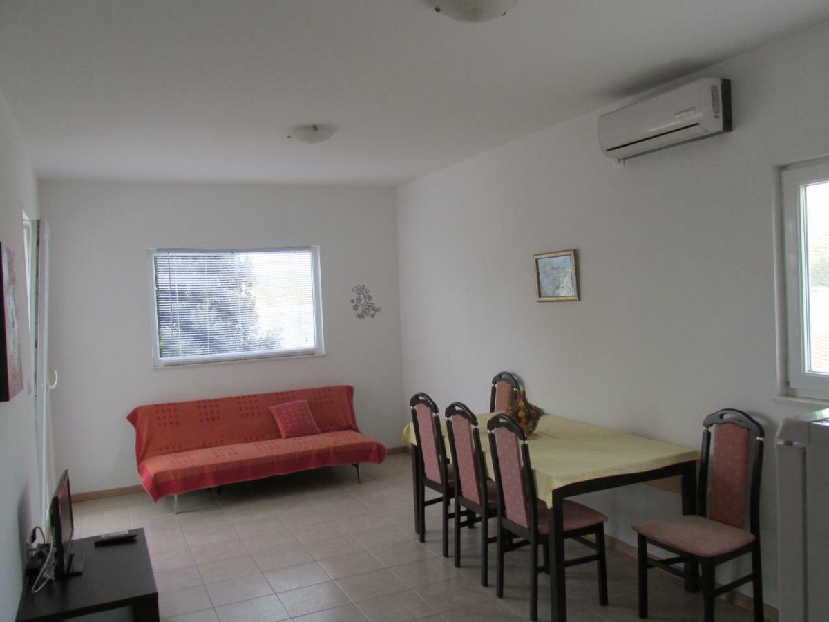 Sunny Apartman Pajdek Sevid Bagian luar foto